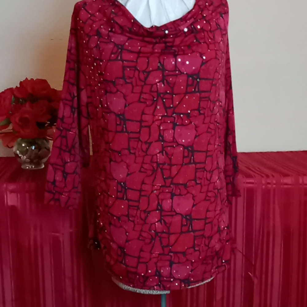A Valerie Stevens woman blouse